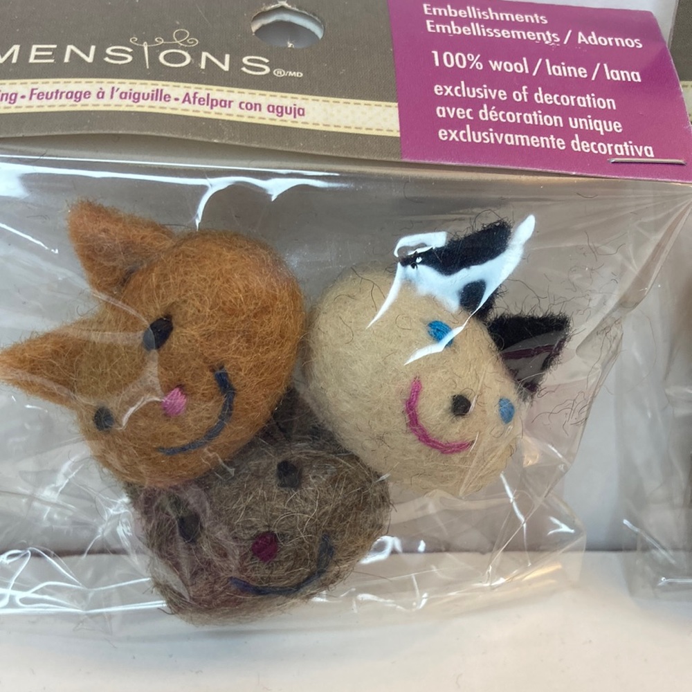 Cat Faces Embellishments Needle Felting 100% Wool Felt Crafts Dimensions